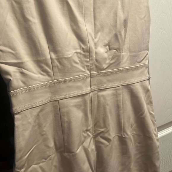 Anne Taylor long beige dress size M stretchy - Picture 7 of 11